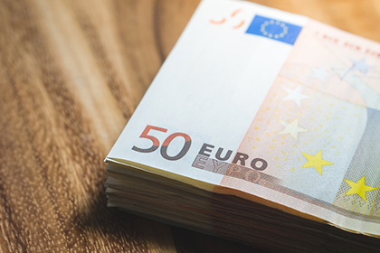 如何应对拖欠借款的人？